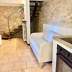 Апартаменты Vittoria House - Tulip And Tulip